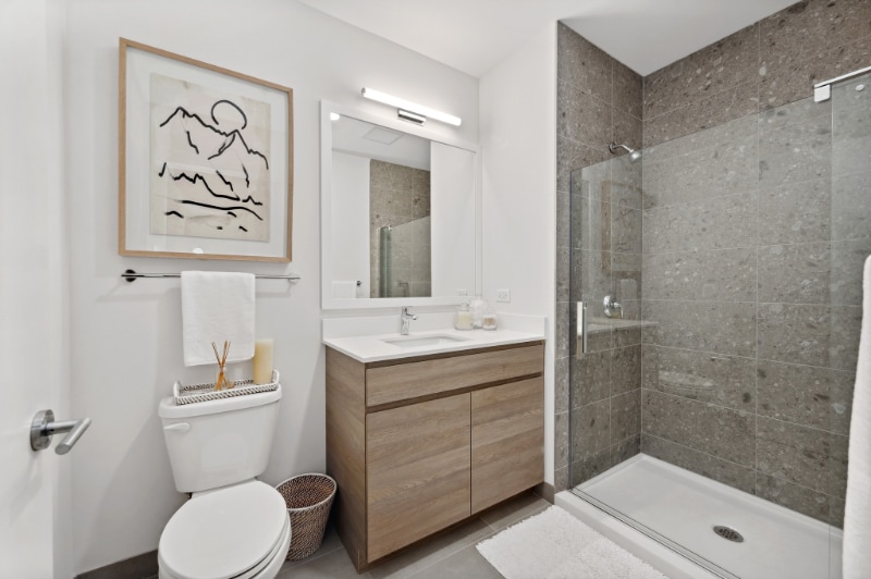 Building Photo - 220 W Institute Pl