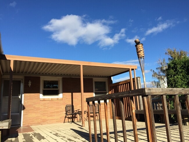 Building Photo - Darling Home in Historic Yakima Neighborhood
