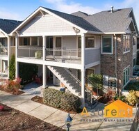 Building Photo - MOVE-IN SPECIAL: Half Off First Month's Rent w/ 18 Month Lease