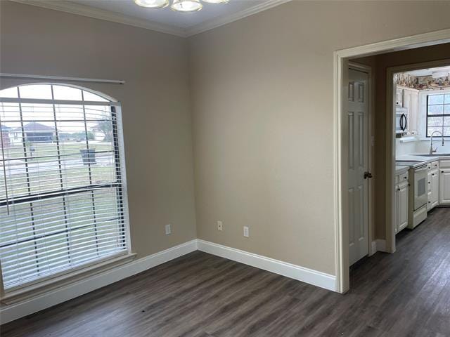 Building Photo - 2111 Meadowview Dr