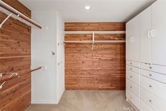 Building Photo - 31396 Lake Vista Cir