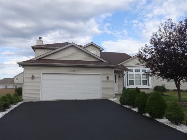 Building Photo - 3505 Stone Creek Dr