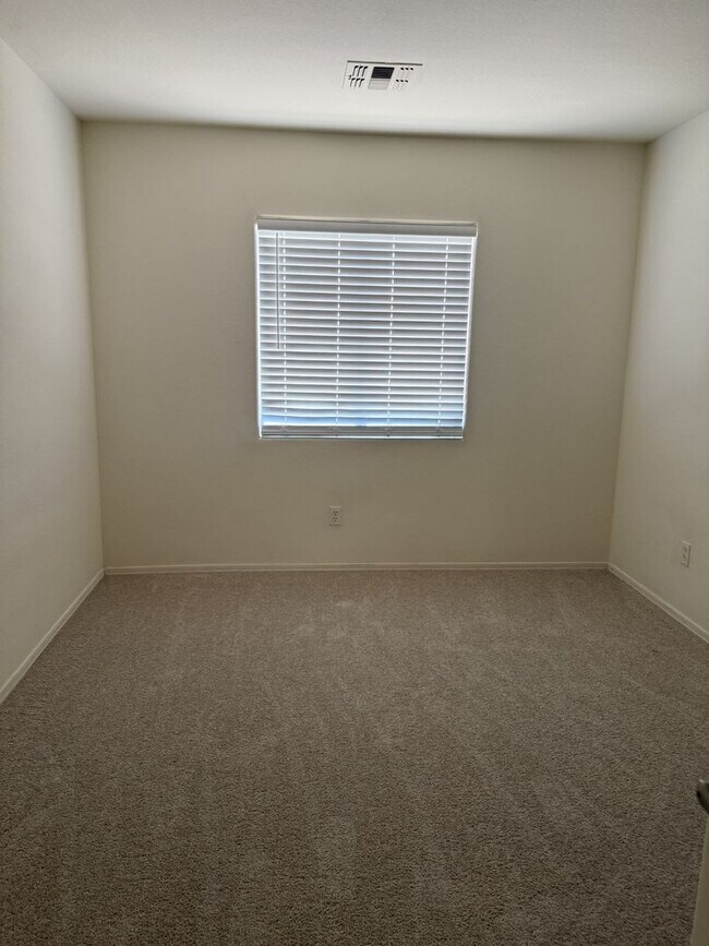 Building Photo - 4 Bedroom in San Tan Ranch, Gilbert!