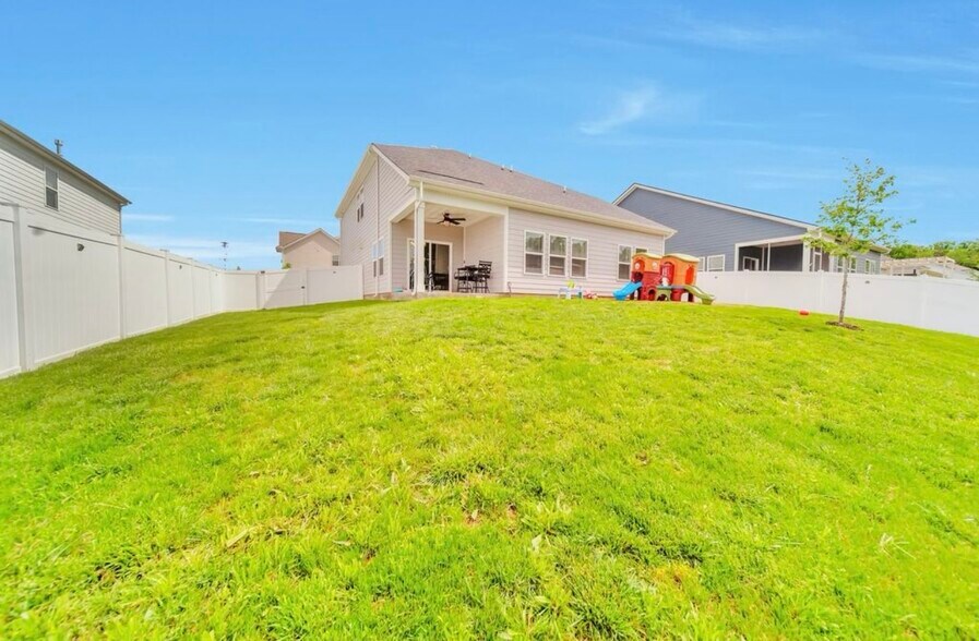 Building Photo - 4022 Arrowleaf Ln