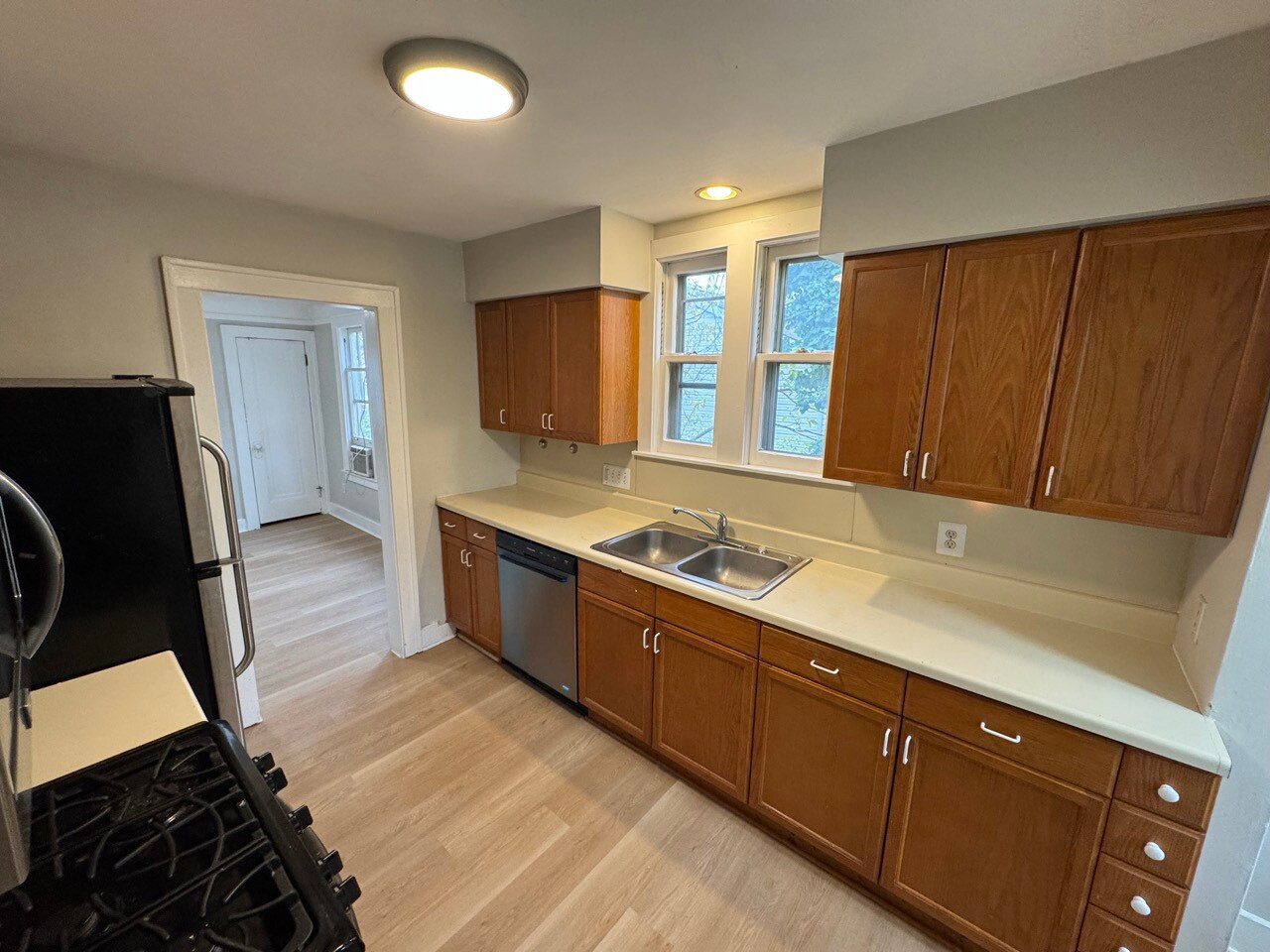 Kitchen - 260 Spencer St