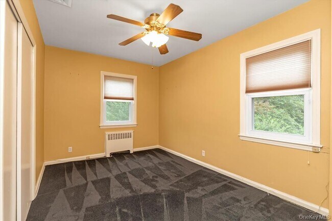 Building Photo - 709 Carlyle St