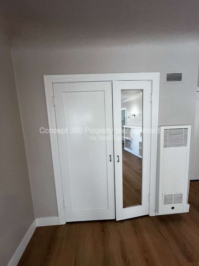 Building Photo - 1421 1/2 Obispo Ave