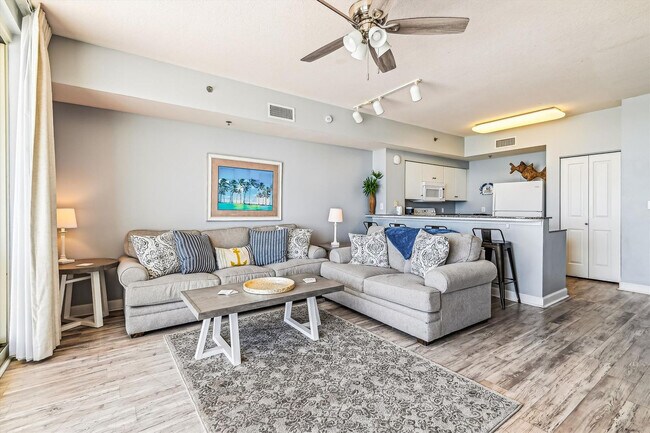 Building Photo - 104 Gulfside Ct