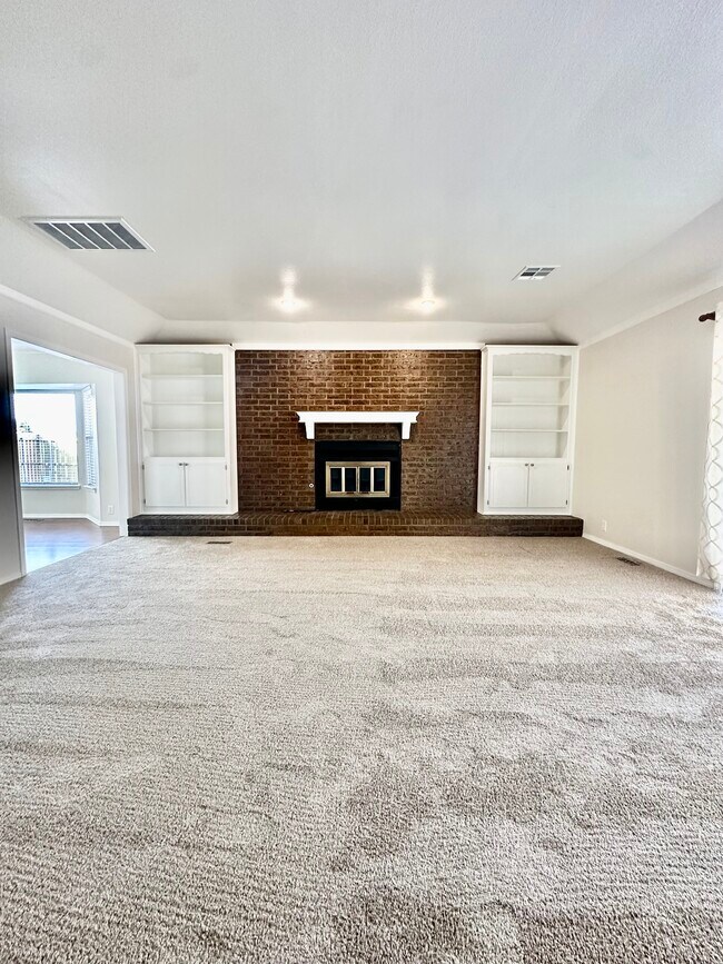 Building Photo - 1108 Countrywood Ln