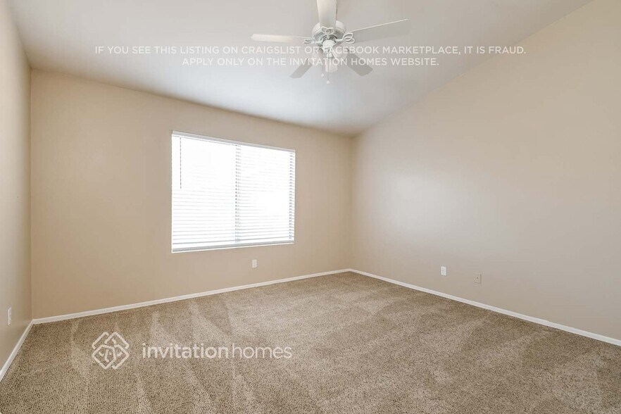 Building Photo - 1162 W Park Ct