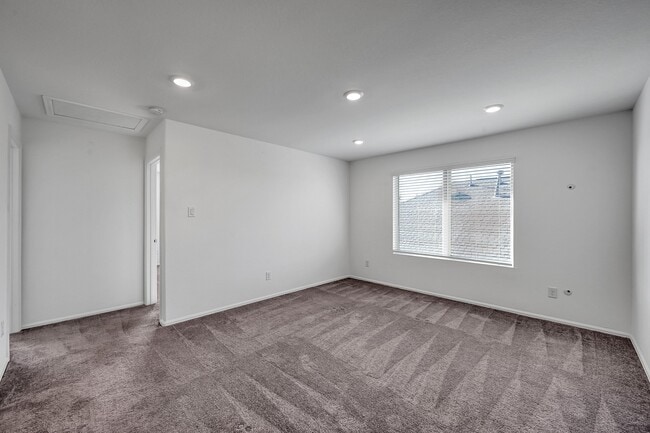 Building Photo - 19017 Sonora Chase Dr