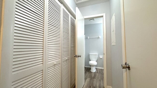 Building Photo - 1600 Big Tree Rd