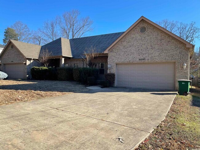 Primary Photo - 2019 Wilson Rd