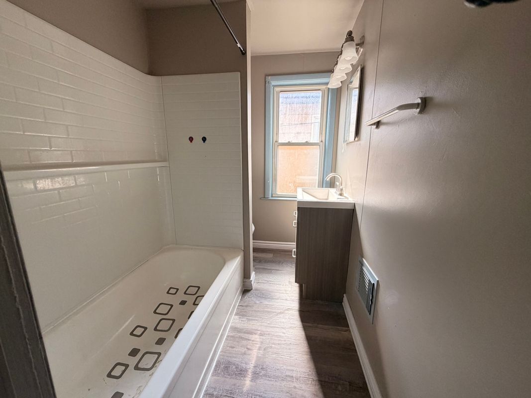 Building Photo - 4555 3rd St