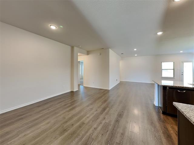 Building Photo - 2909 Menguita St