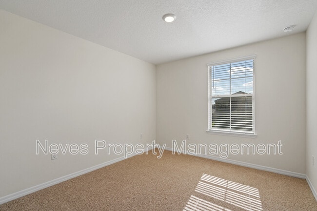 Building Photo - 17081 Water Spring Blvd
