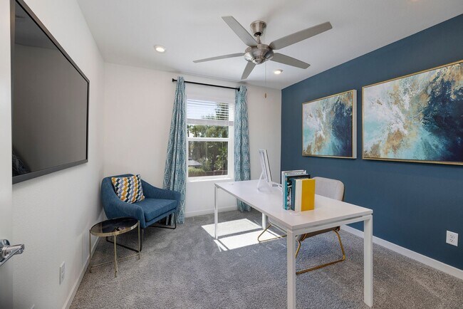 Building Photo - FULLY FURNISHED BRAND NEW TOWNHOME WITH 3 ...