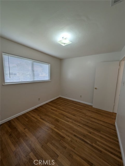 Building Photo - 877 Pearl Dr