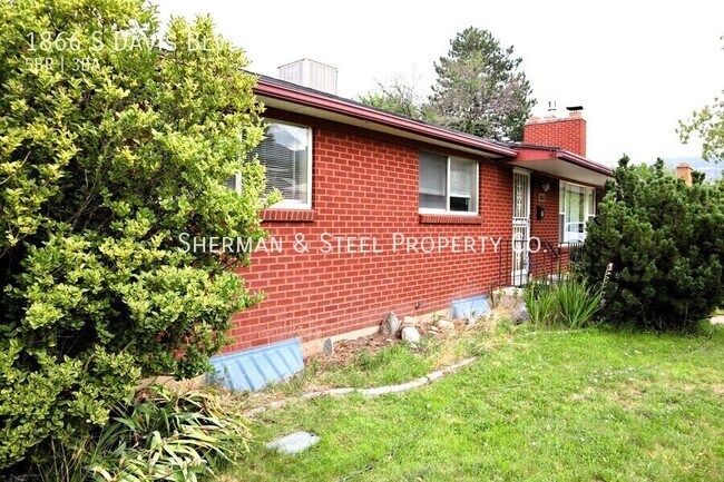 Building Photo - 1866 S Davis Blvd