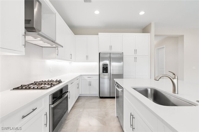 Building Photo - 21041 Teak Tree Ter