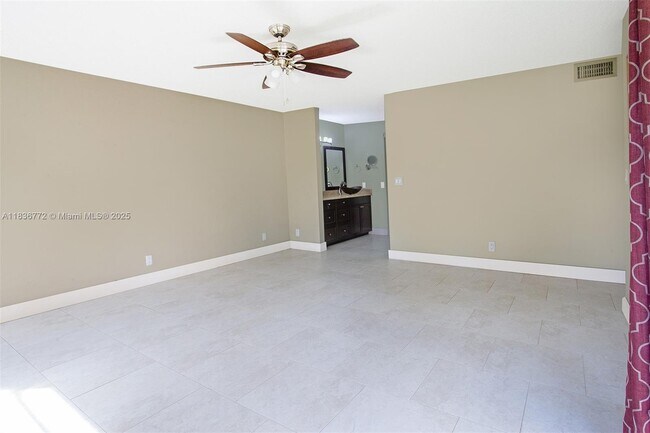 Building Photo - 2213 Cypress Island Dr