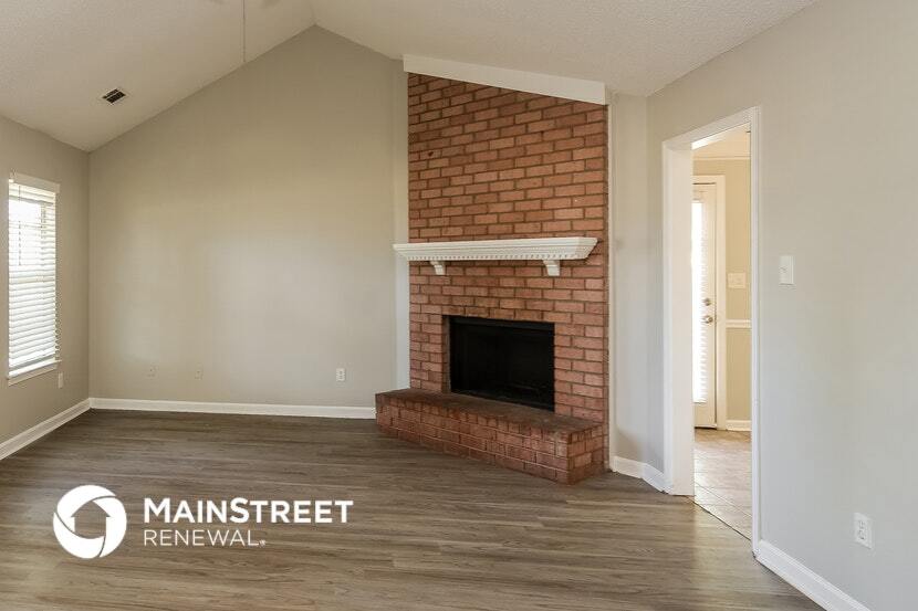 Building Photo - 6651 Elmore Woods Cove