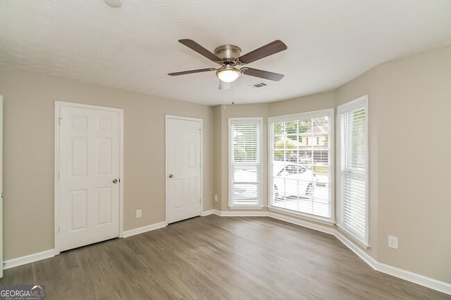 Building Photo - 1393 Crooked Tree Cir