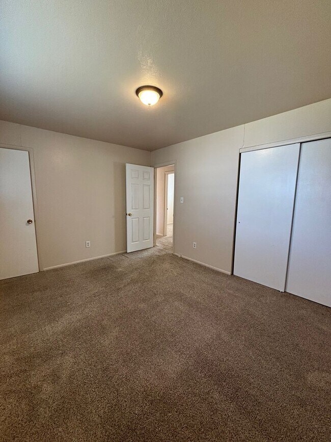 Building Photo - 3 Bedroom, 1 Bathroom Near Fort Carson - A...