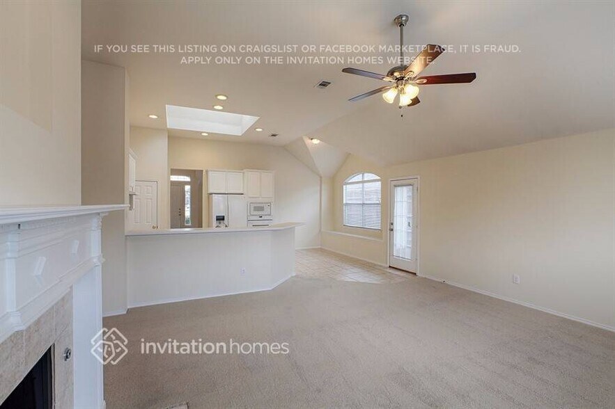 Building Photo - 5704 Bedford Ln