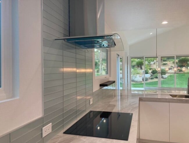 Building Photo - 73323 Boxthorn Ln