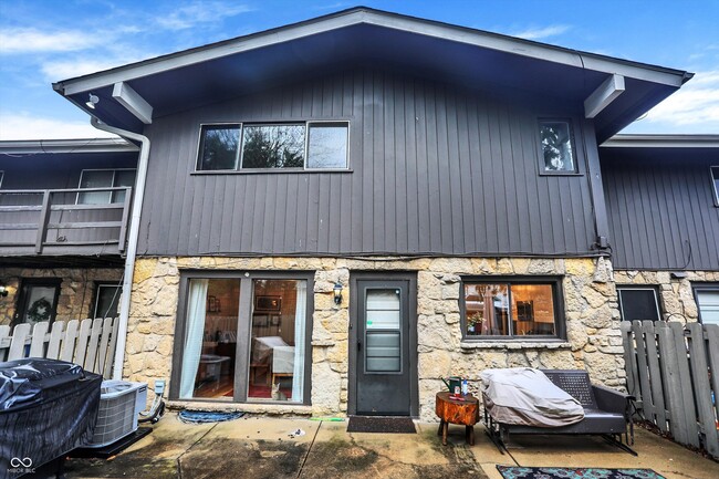 Building Photo - 5212 Nob Ln