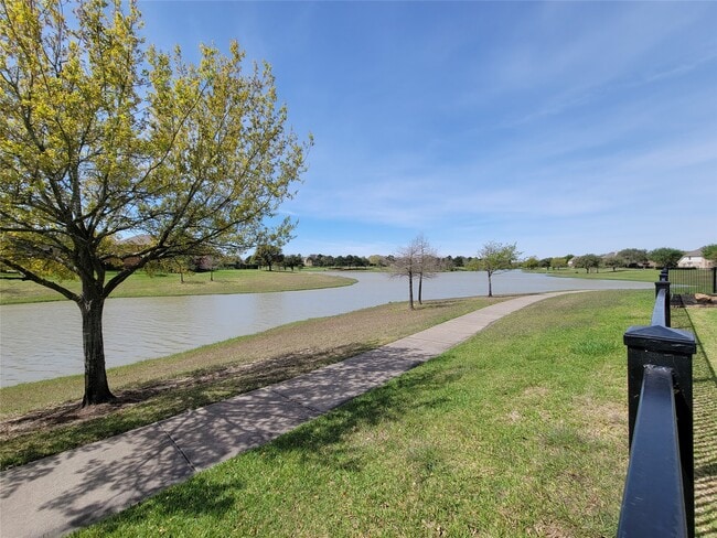 Building Photo - 18419 E Morgans Bend Dr