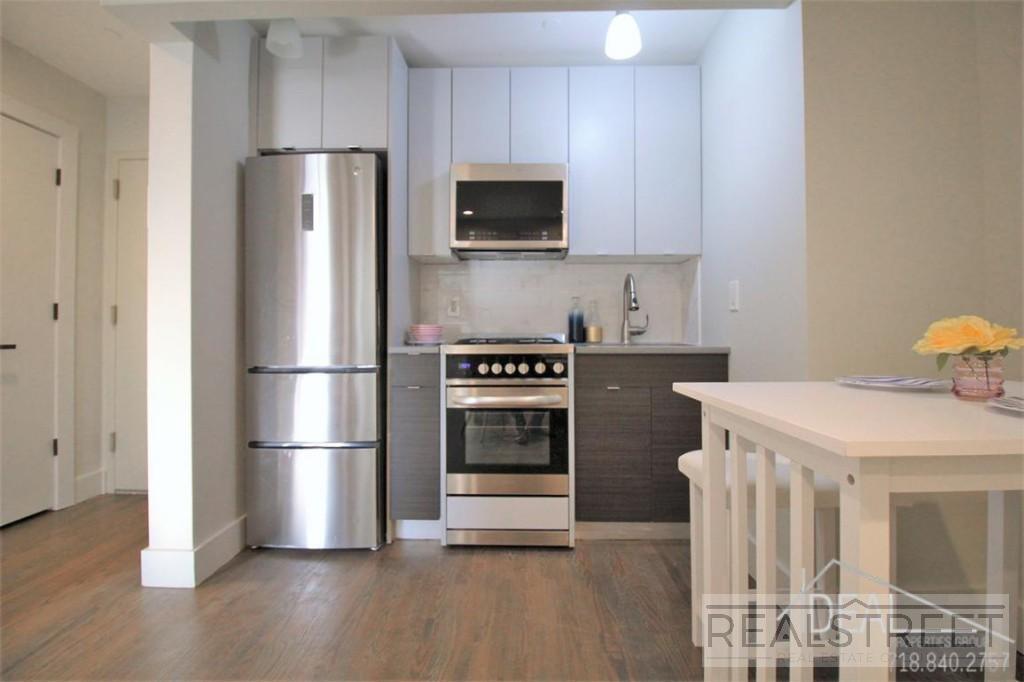Building Photo - NEW 2 BR in Prospect Lefferts Gardens!