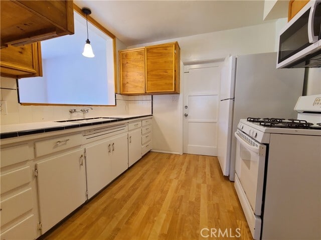 Building Photo - 25130 Starr St