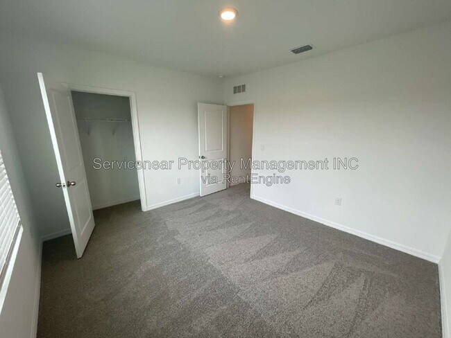 Building Photo - 10438 Quail Grv Wy