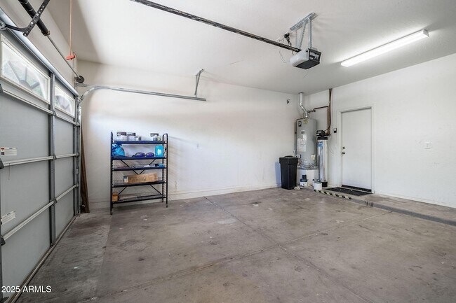 Building Photo - 4618 W Cottontail Rd