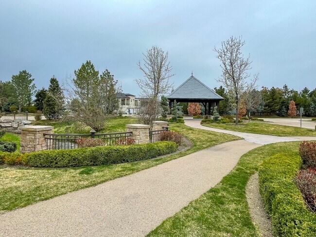 Building Photo - 307 E Grove Creek Ln