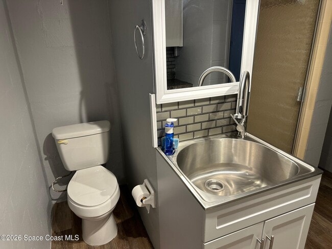 Building Photo - 401 Milford Point Dr
