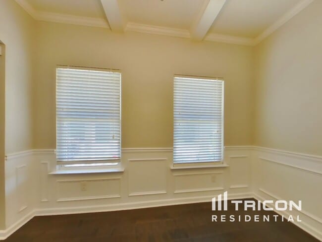 Building Photo - 4050 Tarnwood Pl