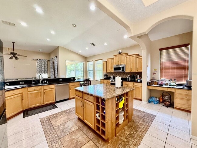 Building Photo - 11242 Blacksmith Dr