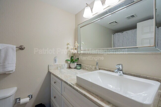 Building Photo - 6885 E Cochise Rd