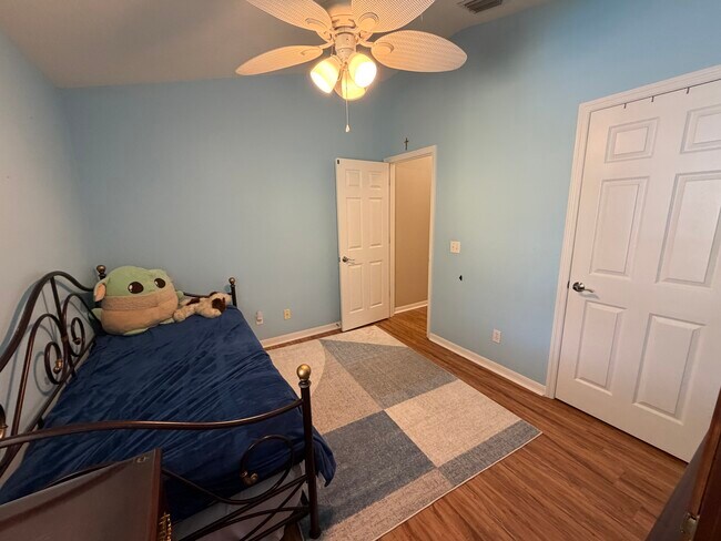 Building Photo - 4720 Decatur Cir