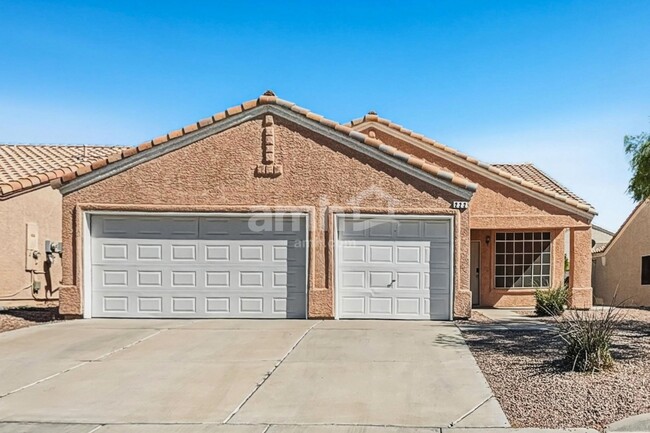 Building Photo - 222 Mariposa Way