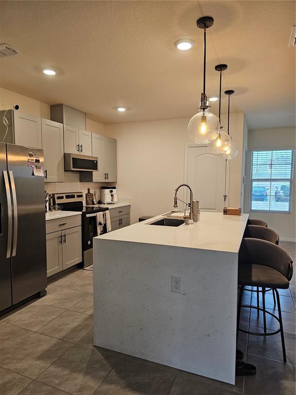 Building Photo - 2015 King Ranch St