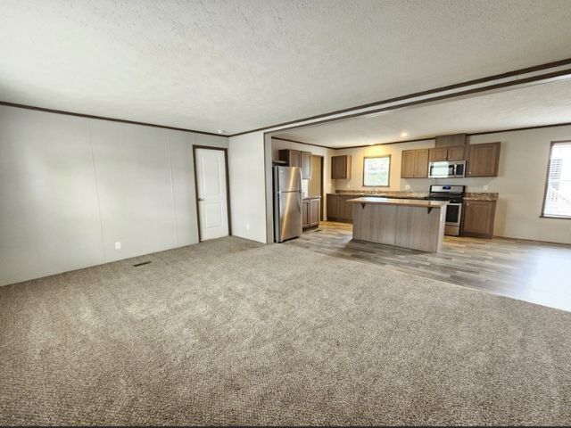 Building Photo - 46000 Geddes Rd