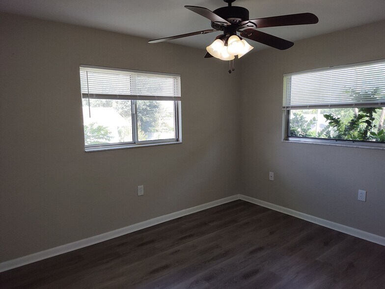 Building Photo - 3263 N Maidencane Dr