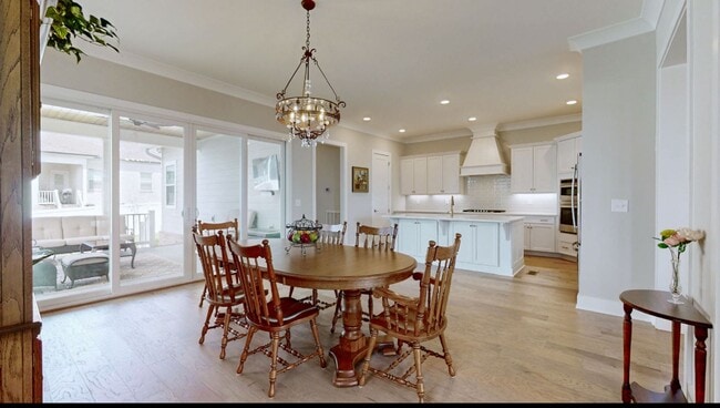 Building Photo - Durham Farms of Hendersonville!