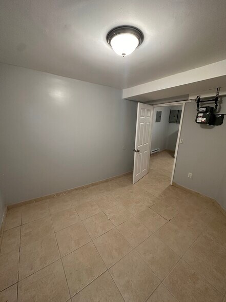 Building Photo - 19 Archdale Rd