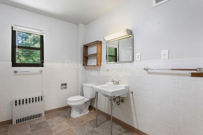 Building Photo - 7630 Whittington Dr