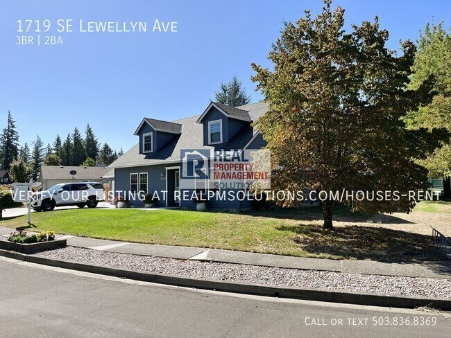 Building Photo - 1719 SE Lewellyn Ave